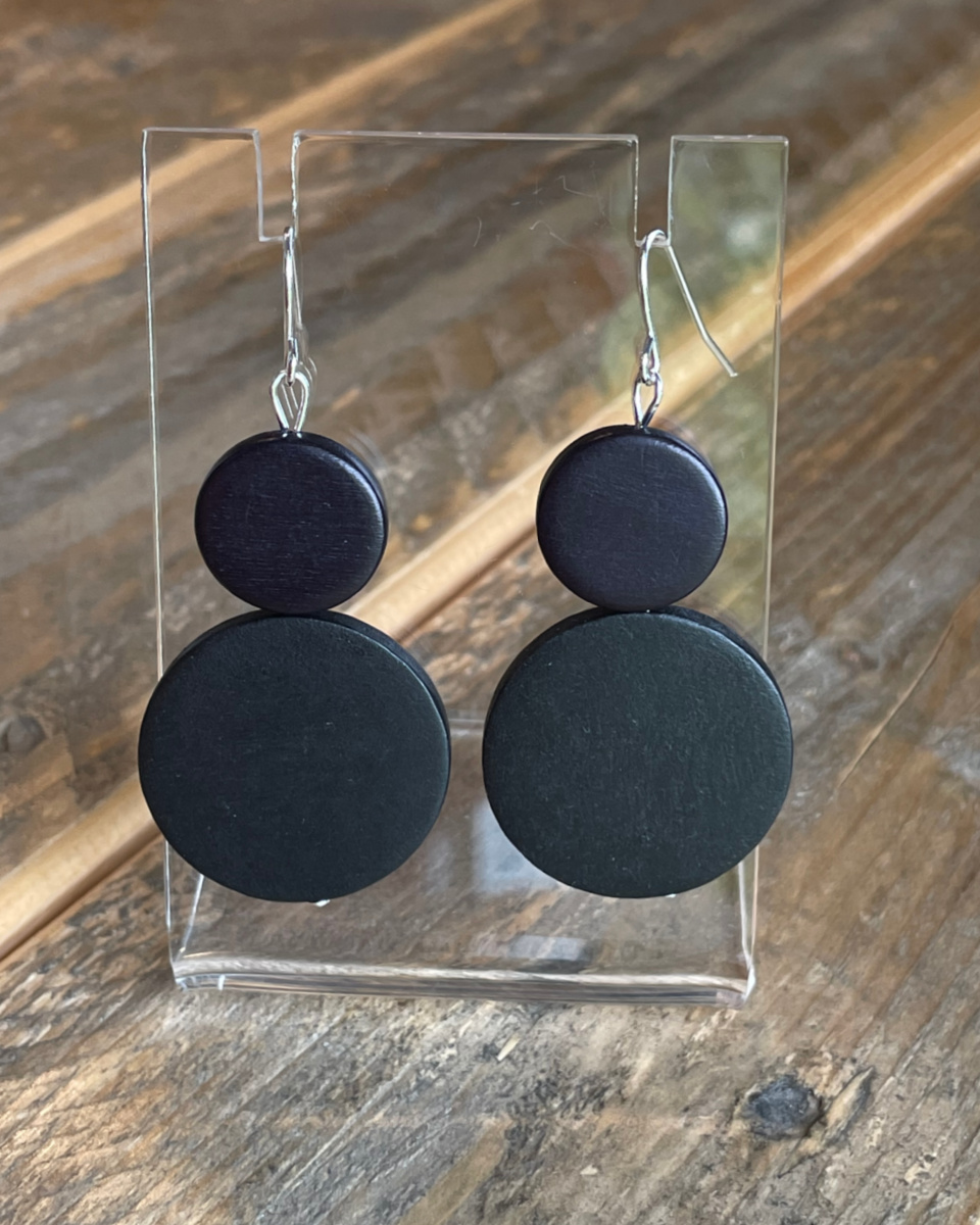 earring black