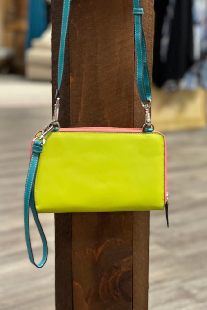 phone crossbody2