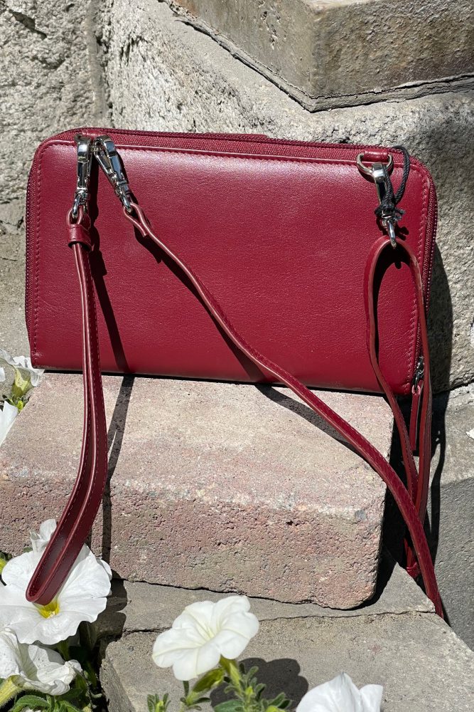 phone crossbody merlot2